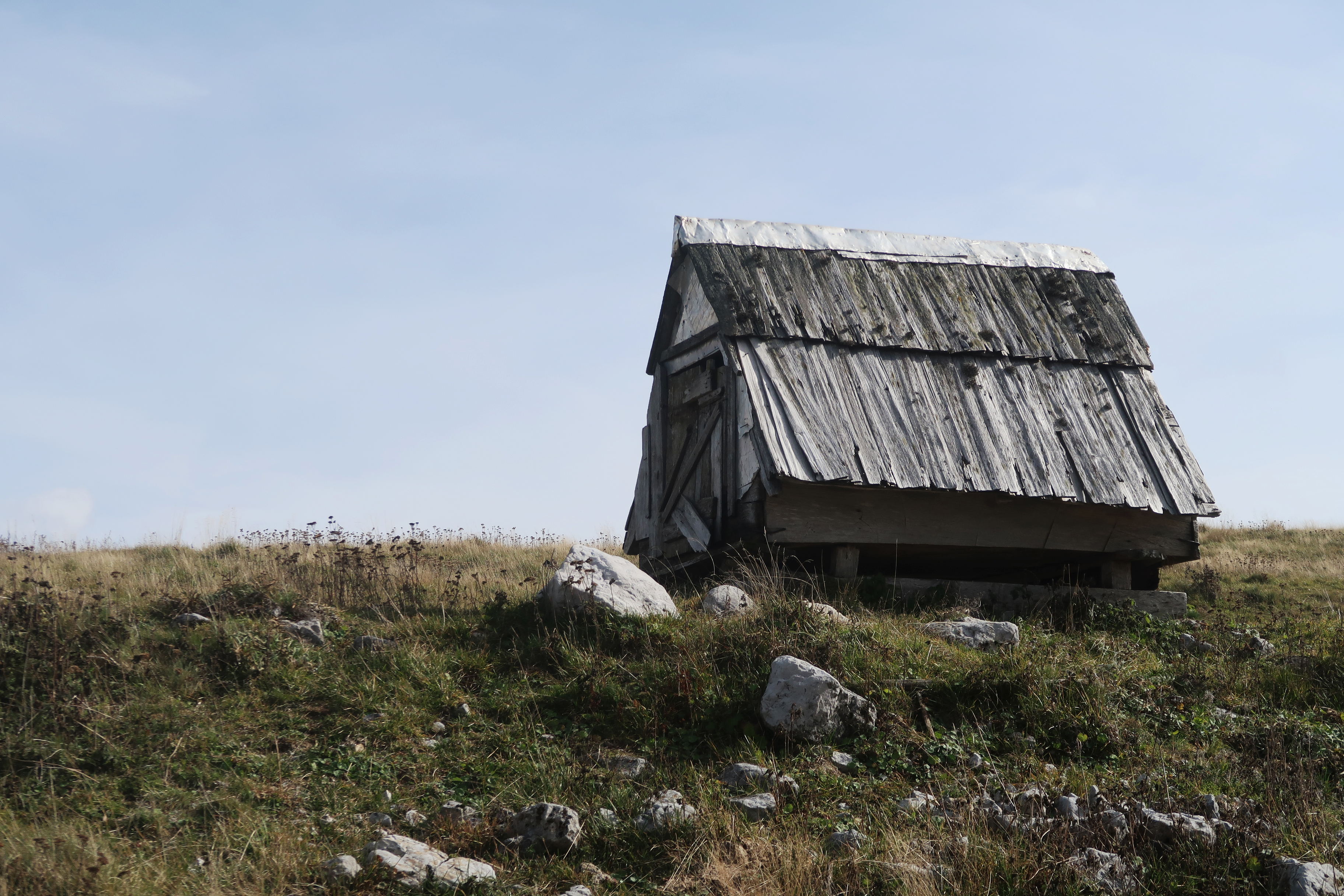 Title: Simplicity of traditional constructions – kućer on a sleigh; Year: 2022; Place: Sinjajevina (Montenegro); Author & Copyright: Aleksandra Kapetanović Image